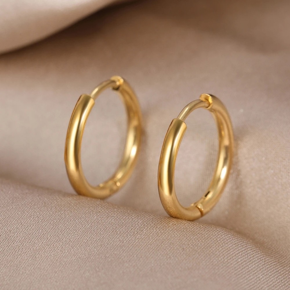 Minimalistic Glossy Hoop Earrings